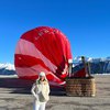 8 Potret Liburan Akhir Tahun Sherina di Daerah Gunung Salju dan Naik Balon Udara, Seru Abis!