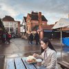 Keliling Kota Sambil Kulineran, Ini Potret Prilly Latuconsina Liburan di York Inggris