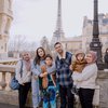 Disebut 2 Orang Paling Beruntung, Ini Potret Kompak Mbak Lala dan Sus Rini Temani Rayyanza-Rafathar Liburan di Paris 