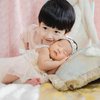 Deretan Potret Photoshoot Newborn Baby Brielle Anak Billy Davidson, Bikin Gemes Tidur Sambil Senyum! 