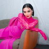 Ngejreng Banget, Ini Deretan Potret Wika Salim dengan Kostum Manggung Serba Pink