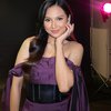 7 Potret Indah Permatasari di Gala Premiere Film Agak Laen, Cakep Banget Kenakan Gaun Off-Shoulder