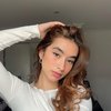 10 Potret Cantik Nadia Raisya, Pacar Marselino Ferdinan yang Super Manis