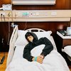 Terbaring Lemas, Potret Atta Halilintar Masuk Rumah Sakit dan Akan Segera Dioperasi - Ngaku Sudah Nahan Sakit dari Sebulan Lalu! 