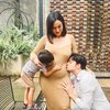 Umumkan Akan Punya Anak Kedua, Ini Deretan Potret Bahagia Andrew Andika & Tengku Dewi Putri Perlihatkan Baby Bump Serta Hasil USG! 