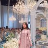 Show Fashion Muslimah, Ini Potret Prilly Latuconsina yang Dipuji Bak Gadis SMA