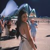 Potret Anya Geraldine Liburan ke Australia, Gayanya saat di Pinggir Pantai Curi Perhatian