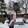 Sedang Proses Cerai, Ini 7 Potret Ria Ricis Main Salju Bareng Moana di Jepang