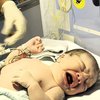 Wajah Gantengnya Gemas Banget, Ini 10 Potret Perdana Baby Jared Anak Kelima Sheila Marcia