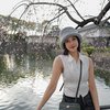10 Foto Cantik Anya Geraldine saat Liburan ke Jepang, Bak Bunga Sakura yang Lagi Mekar