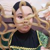 8 Foto Kekeyi Cosplay jadi Medusa yang Bikin Pangling, Netizen: Dia Duluan Ya Allah!