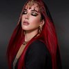 7 Foto Tasya Farasya Kembali dengan Gaya Rambut Merah, Vibesnya bak Ratu Arab!