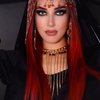 7 Foto Tasya Farasya Kembali dengan Gaya Rambut Merah, Vibesnya bak Ratu Arab!