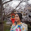 Gaya Terbaru Anya Geraldine saat Liburan ke Jepang, Tampil Manis Pakai Kimono
