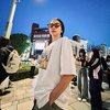 Gaya Simpel Yuki Kato saat Liburan ke Jepang, Disebut Cocok Jadi Keluarga Hadid
