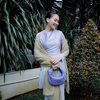 Open House di Rumah Calon Mertua, Ini Penampilan Cantik Ayu Ting Ting dalam Balutan Kebaya Melayu