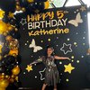 Foto Ultah ke-5 Katherine Anak DJ Katty Butterfly, Meriah Dekor Bernuansa Hitam dan Emas