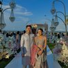 Foto Cantik Maudy Ayunda saat Menghadiri Pesta Pernikahan Bertema Bollywood, Tampil Kompak dengan Suami