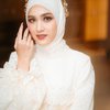 Pesonanya Secantik Boneka, Ini Foto-Foto Cut Syifa saat Jadi Model Fashion Show