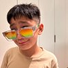 Look-nya Jadi Makin Cool, Ini Deretan Foto Rafathar yang Iseng Pakai Kacamata Milik Raffi Ahmad