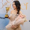 Biasa Tampil Imut, Ini 10 Foto Elsa Japasal dengan Dress yang Elegan