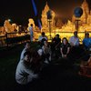 Curi Perhatian, Ini Foto Sophia Latjuba Ikut Rayakan Waisak di Candi Sewu Bareng Dwi Sasono dan Eva Celia