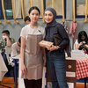 10 Foto Anak Sambung Zaskia Gotik Jualan Makanan di Sekolah, Ditemani Sang Mama Belajar Jadi Pebisnis!