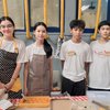 10 Foto Anak Sambung Zaskia Gotik Jualan Makanan di Sekolah, Ditemani Sang Mama Belajar Jadi Pebisnis!