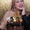 10 Foto Kejutan Ulang Tahun ke-32 Tasyi Athasyia dari Teman-teman dan Keluarga, Sampai Nangis Terharu