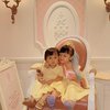 Gemes Banget, Ini Foto 2 Anak Felicya Angelista yang Kompak Dimake Over Jadi Princess Sehari