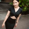 8 Foto Prilly Latuconsina Pamer Perut Rata, Definisi Body Goals Idaman nih!