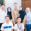 10 Foto Raffi Ahmad dan Nagita Slavina Berangkat Haji, Penuh Haru Pisah dari Anak