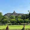 Masih di Indonesia, Ini 7 Foto Farah Quinn Ajak Suami Bule Liburan ke Candi Borobudur