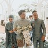 10 Potret Pertunangan Thariq Halilintar dan Aaliyah Massaid, Hadirkan Foto Alm Adjie Massaid untuk Dampingi Sang Putri
