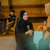 10 Foto Syifa Hadju Jadi MC Acara Sharing Time Ustaz Hanan Attaki, Senyumnya Adem Banget!