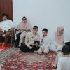 7 Foto Momen Aqiqah Baby Lia Anak Bungsu Dude Harlino, Sederhana Namun Khidmat