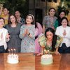 Foto Perayaan Ultah Nafa Urbach ke-44 Bareng Geng Arisan, Bareng Para Diva Hingga Puan Maharani