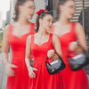 8 Foto Luna Maya Tampil dengan OOTD Serba Merah, Cantiknya Menyala dan Gak Ada Obat!