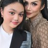 10 Foto Amora Lemos Tampil Dengan Rambut Lurus, Aura Diva Sudah Terpancar Sejak Dini!