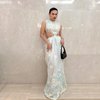 Sedang Ramai Dikritik, Ini 10 Foto OOTD Wanda Hara Pakai Dress yang Feminin