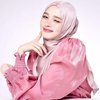 10 Potret Inara Rusli Pakai Outfit Shimmer, Auranya Dibilang kayak Masih Gadis!