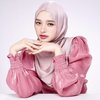 10 Potret Inara Rusli Pakai Outfit Shimmer, Auranya Dibilang kayak Masih Gadis!