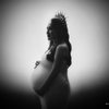 Deretan Foto Maternity Mpok Alpa yang Berkonsep Dewi Yunani, Cantik dan Keibuan Banget!