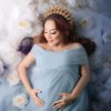 Deretan Foto Maternity Mpok Alpa yang Berkonsep Dewi Yunani, Cantik dan Keibuan Banget!