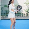 10 Foto Anya Geraldine Latihan Tenis, Saking Semangatnya Sampai Bercucuran Keringat!