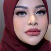 Gak Kalah Cantik dari Manten, Ini 8 Foto Detail Make Up Aurel Hermansyah di Akad dan Resepsi Aaliyah-Thariq