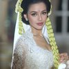 10 Foto Detail Penampilan Susan Sameh di Acara Akad dan Resepsi Pernikahan, Simple tapi Manglingi!