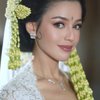 10 Foto Detail Penampilan Susan Sameh di Acara Akad dan Resepsi Pernikahan, Simple tapi Manglingi!