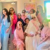 8 Momen Kejutan Baby Shower Syahrini, Fix Punya Anak Kembar nih?