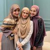 Punya Niatan Pakai Hijab, Ini 10 Foto Tissa Biani yang Pesonanya Makin Adem dengan Kerudung